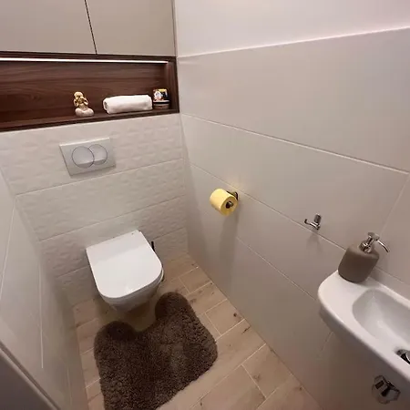 Karzo Lk 206 Budapest