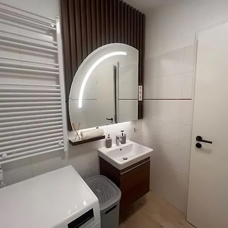 Karzo Lk 206 Apartment