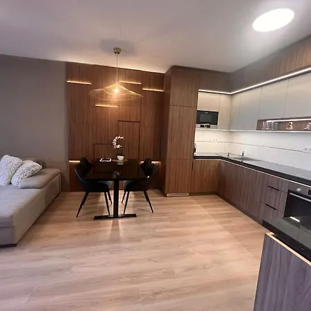 Karzo Lk 206 Apartament *